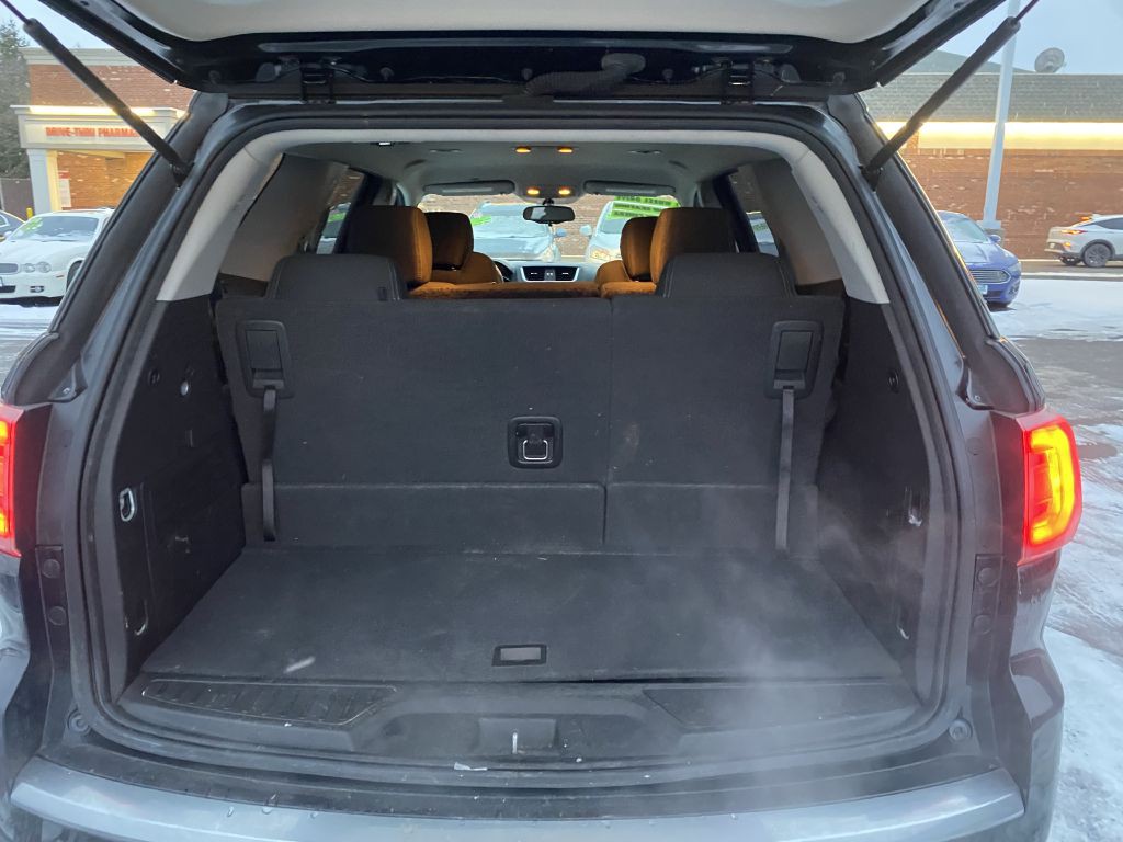 2016 GMC Acadia Image 17