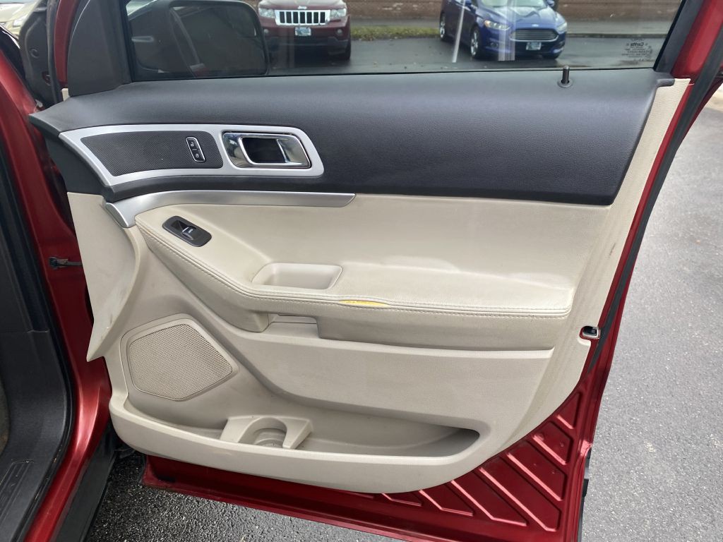 2015 Ford Explorer Image 19