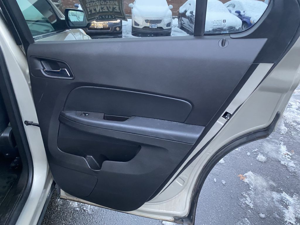 2015 Chevrolet Equinox Image 21