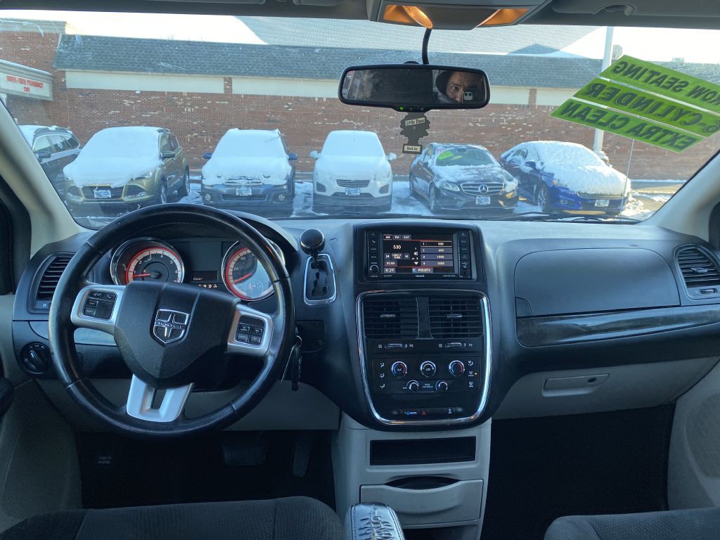 2017 Dodge Grand Caravan Image 9
