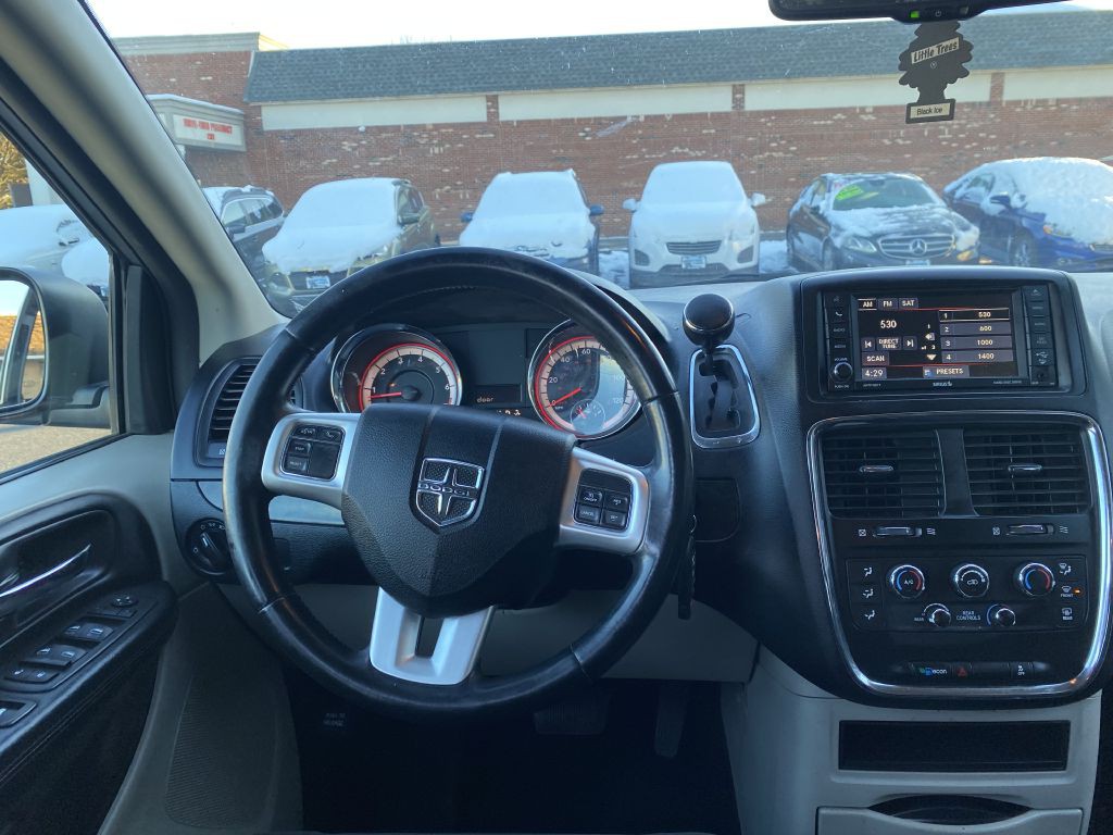 2017 Dodge Grand Caravan Image 10