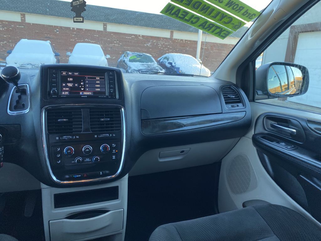 2017 Dodge Grand Caravan Image 11