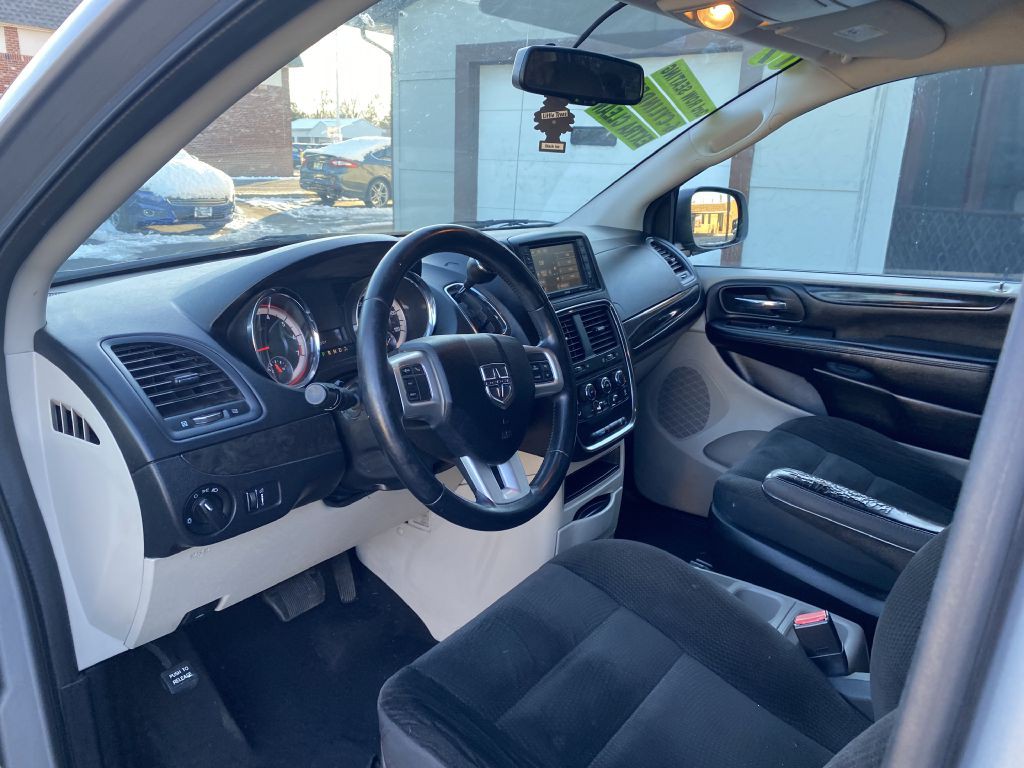 2017 Dodge Grand Caravan Image 14