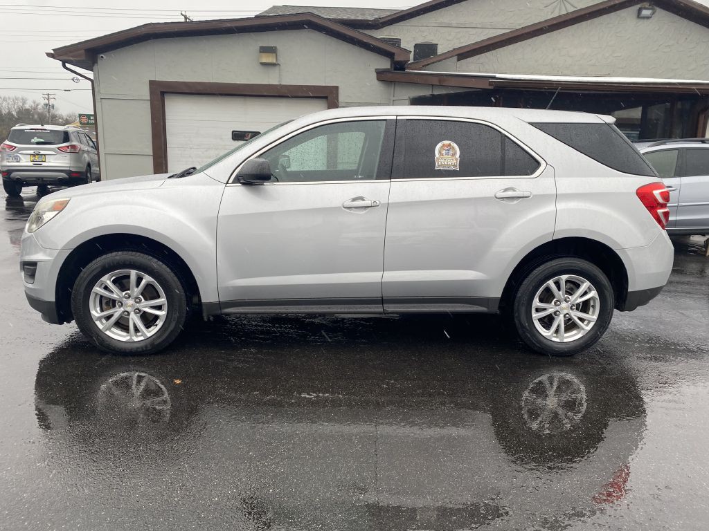 2017 Chevrolet Equinox Image 8