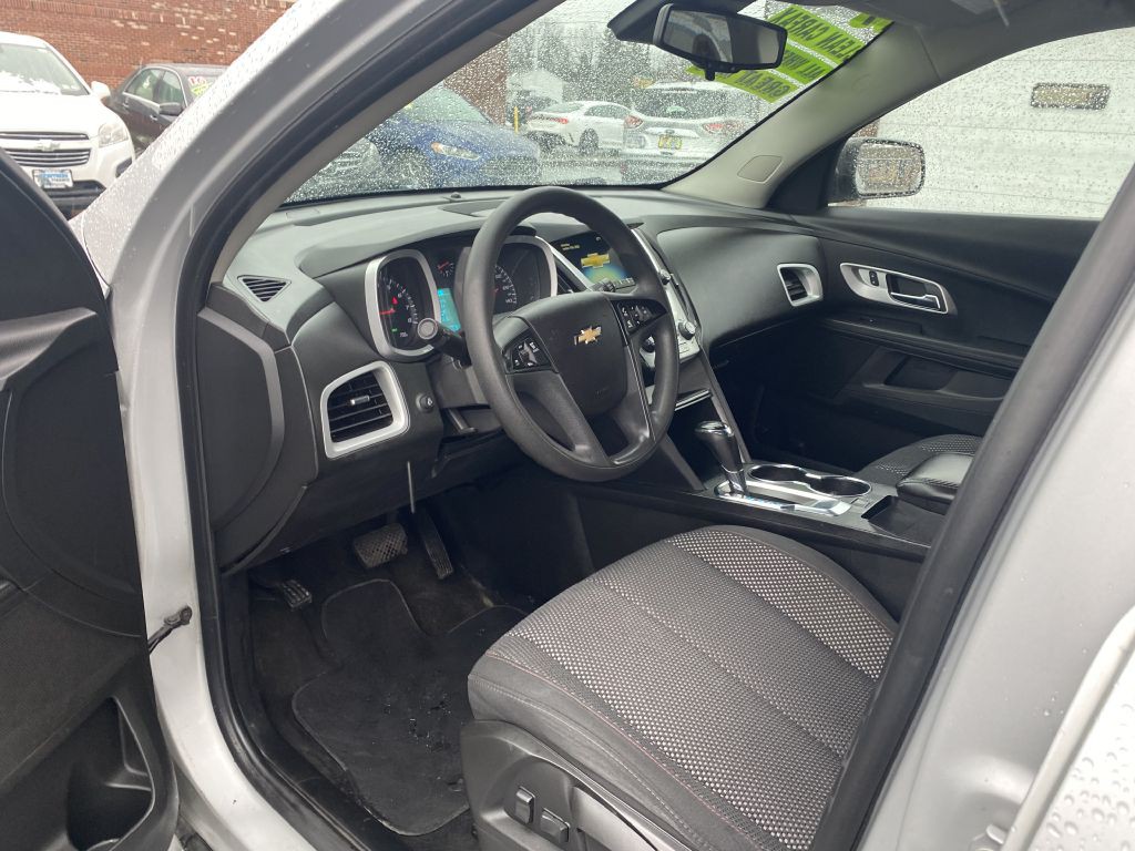 2017 Chevrolet Equinox Image 14