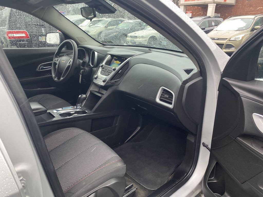 2017 Chevrolet Equinox Image 18