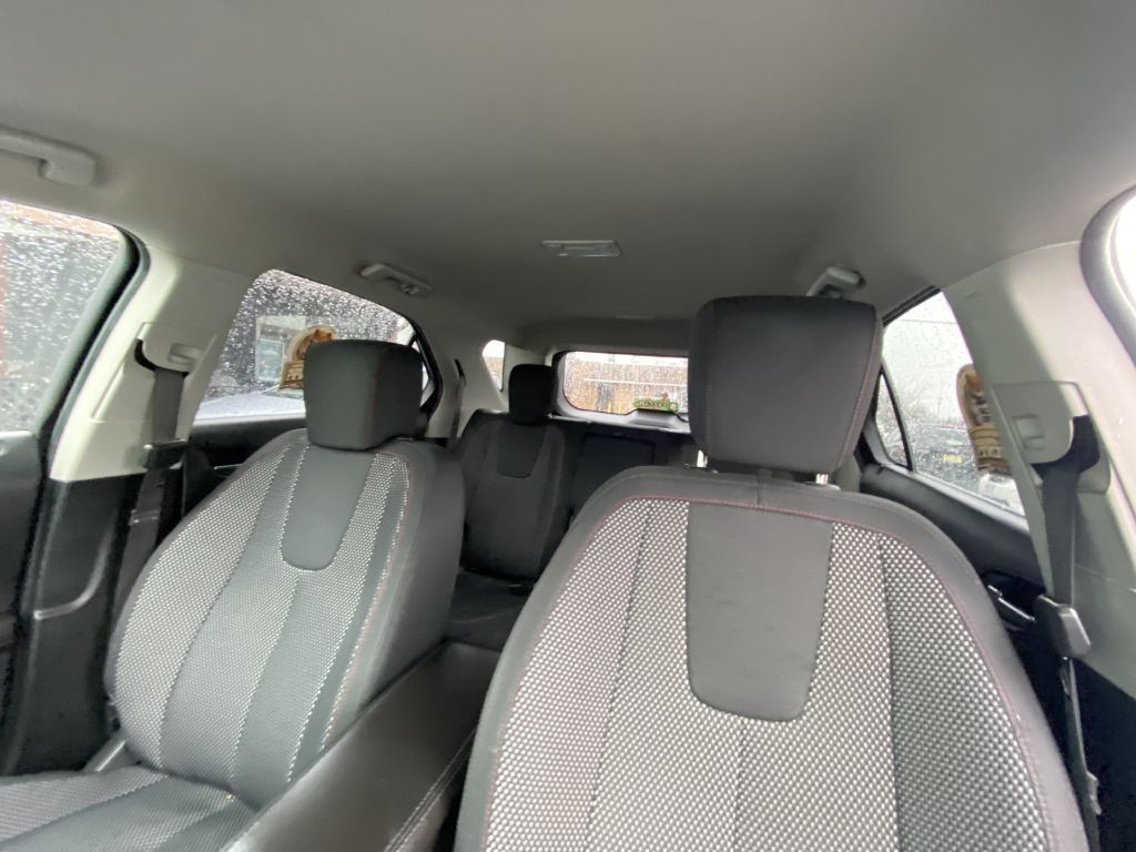 2017 Chevrolet Equinox Image 19