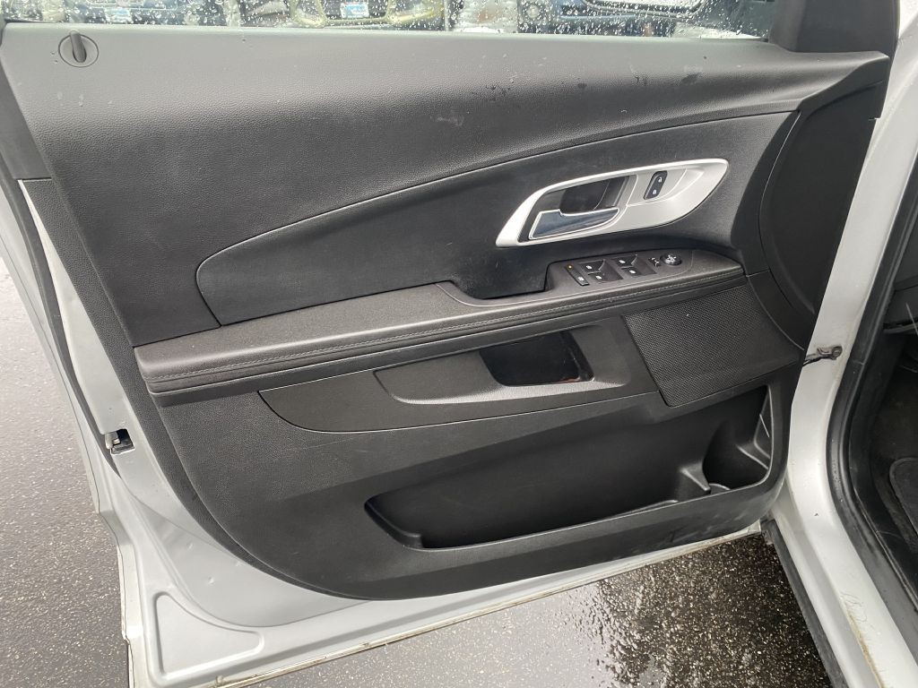 2017 Chevrolet Equinox Image 20