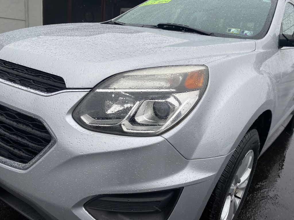 2017 Chevrolet Equinox Image 25