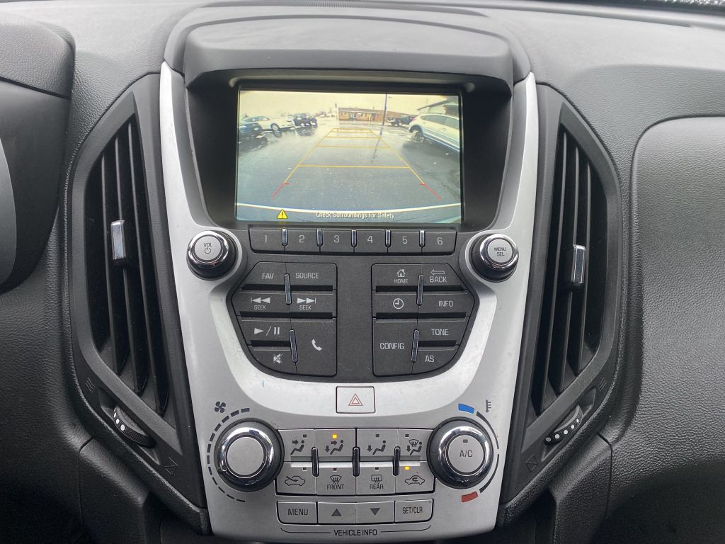 2017 Chevrolet Equinox Image 27