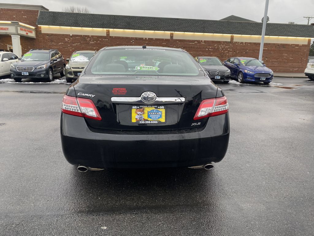 2011 Toyota Camry Image 6