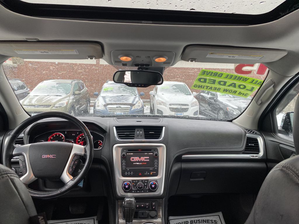 2015 GMC Acadia Image 9