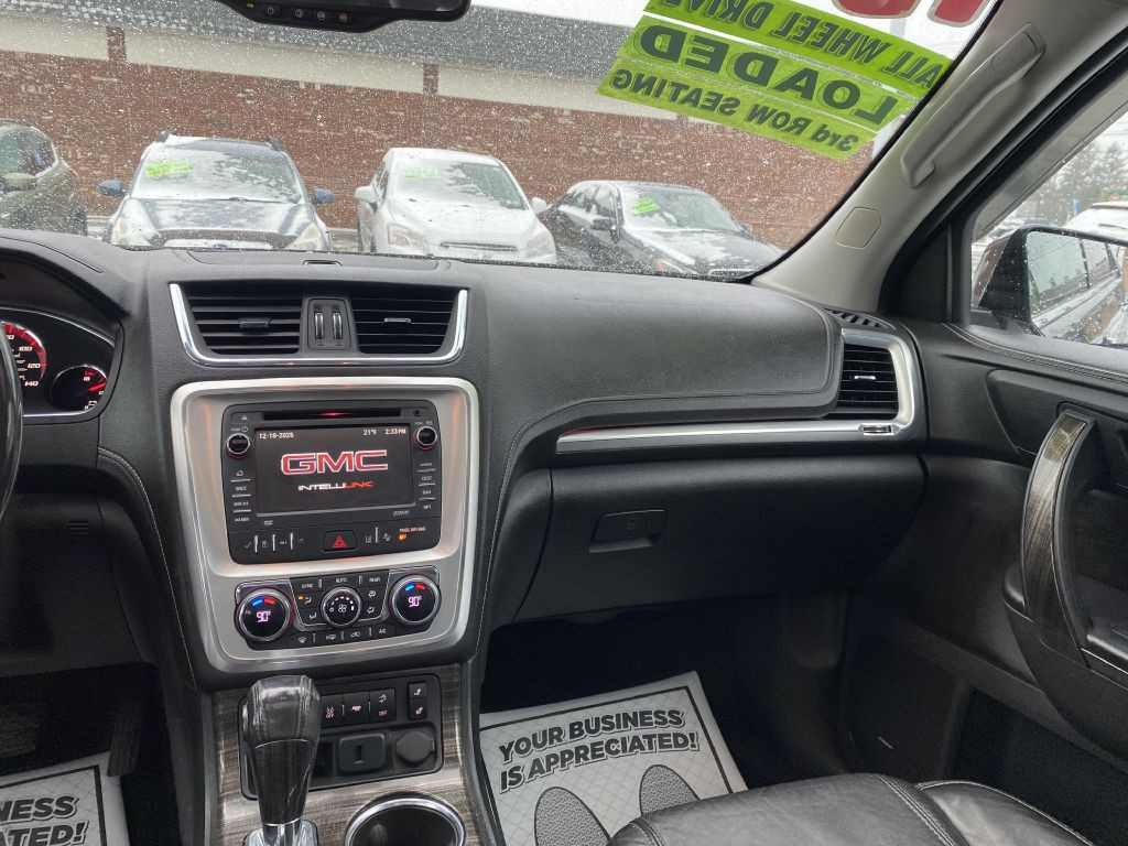 2015 GMC Acadia Image 11