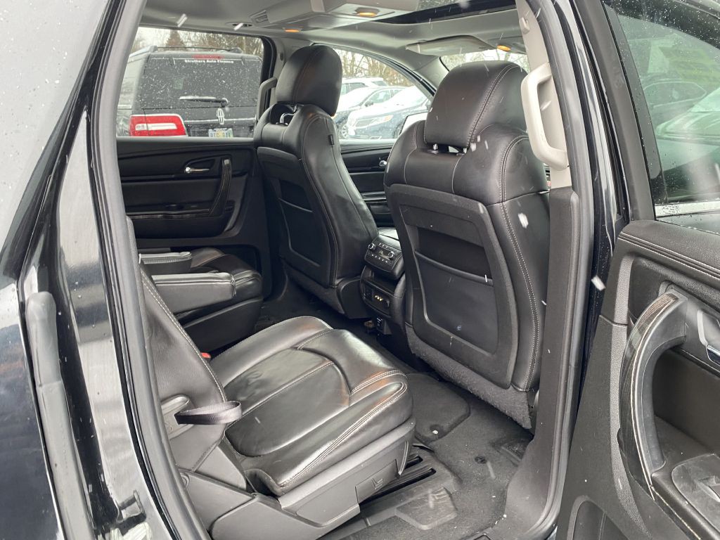 2015 GMC Acadia Image 18