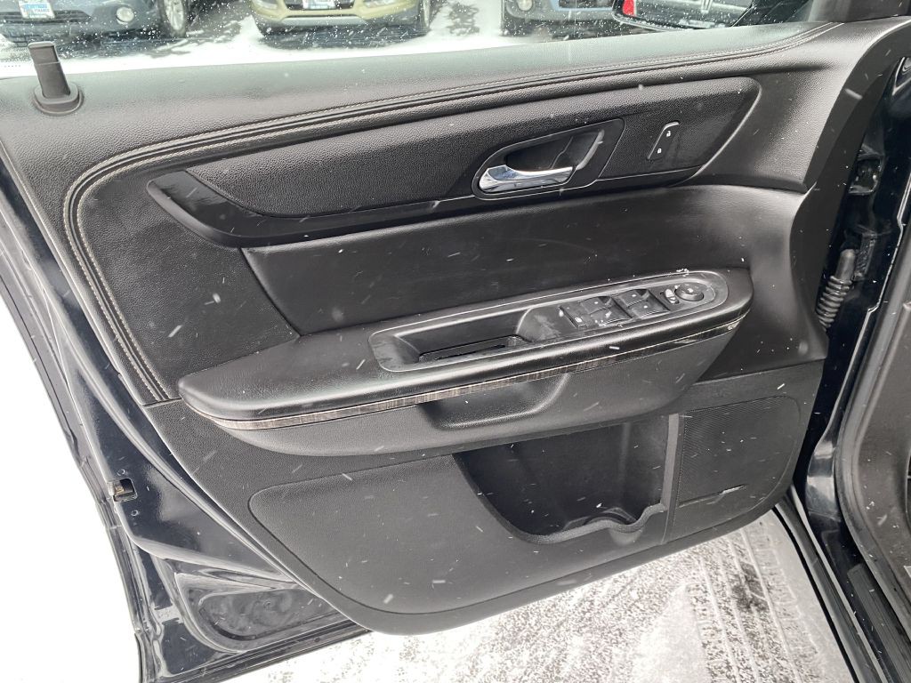 2015 GMC Acadia Image 21