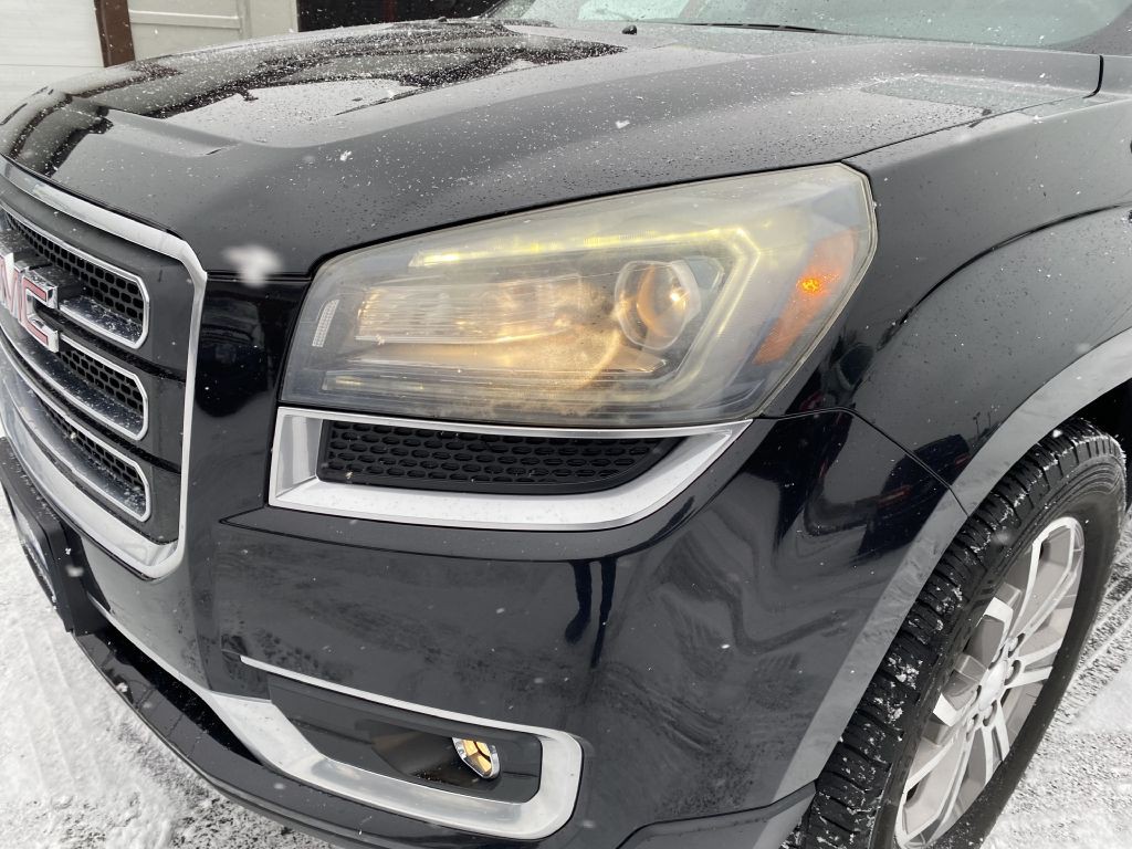 2015 GMC Acadia Image 25