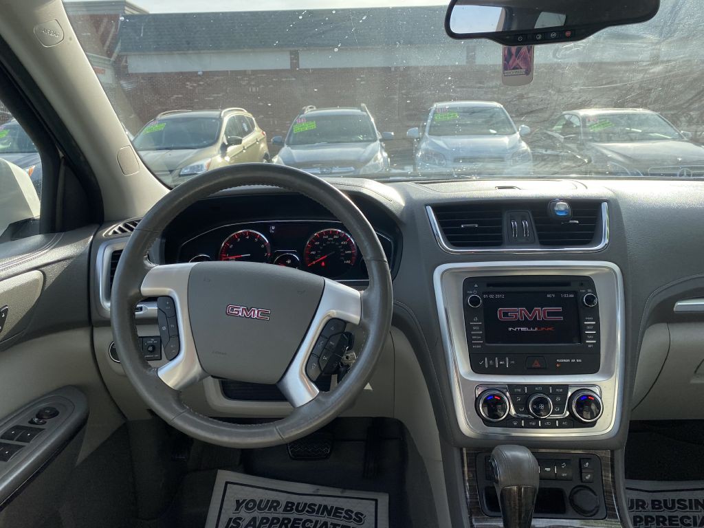 2014 GMC Acadia Image 10
