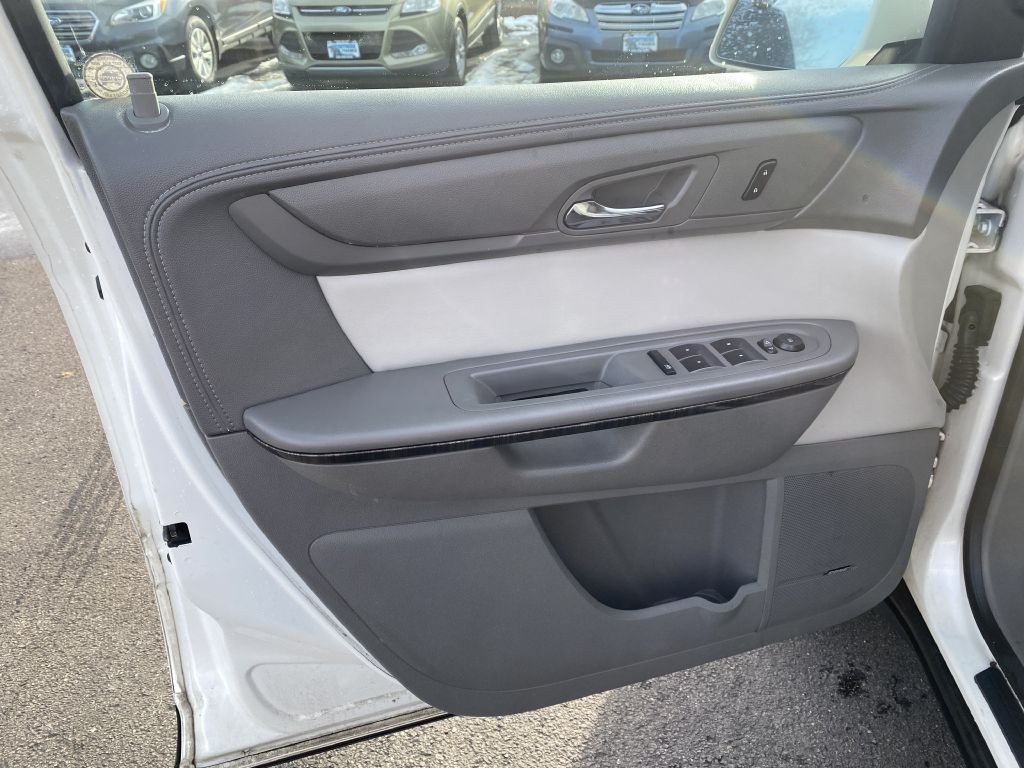 2014 GMC Acadia Image 21