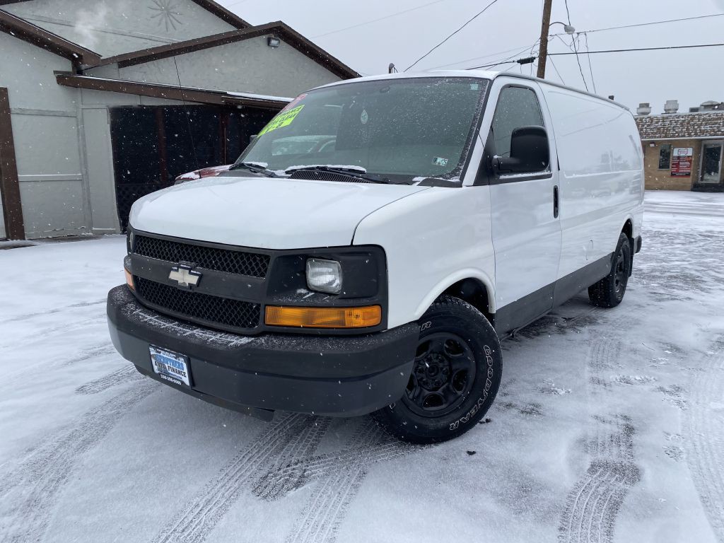 2007 Chevrolet Express Image 1