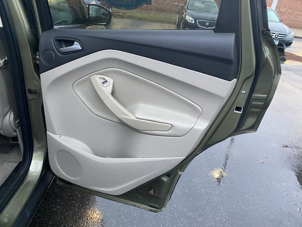 2013 Ford Escape Image 22