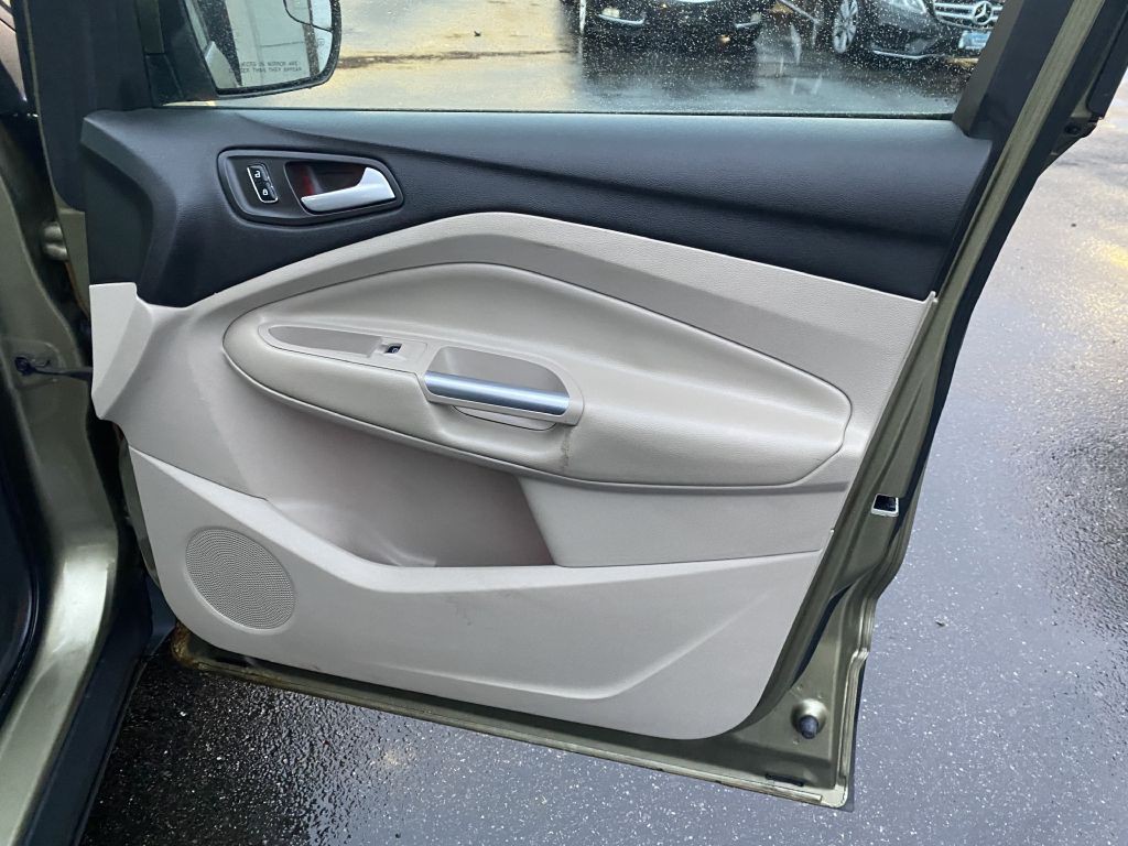 2013 Ford Escape Image 23