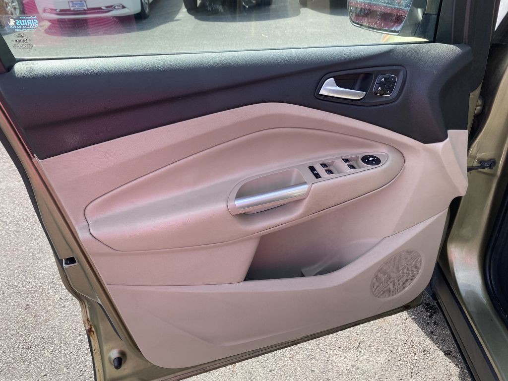 2013 Ford Escape Image 20