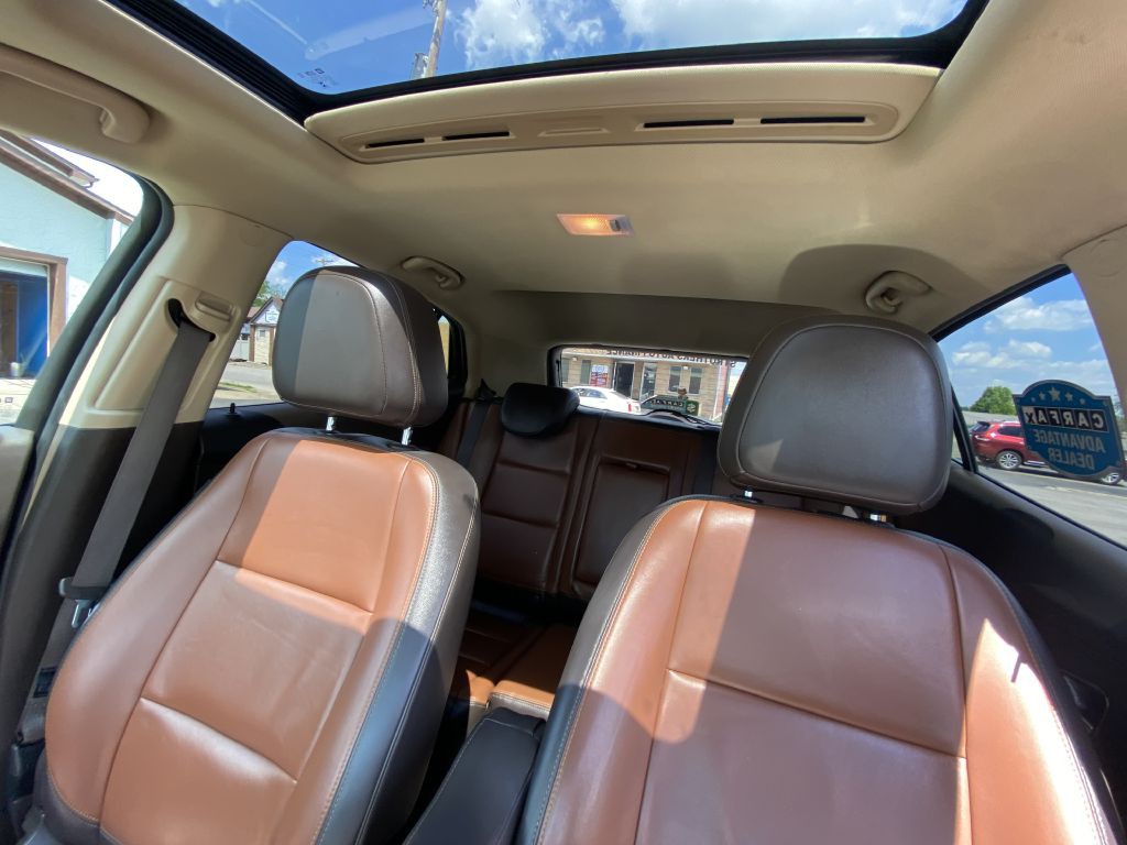 2016 Buick Enclave Image 19
