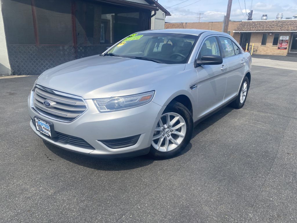 2013 Ford Taurus Image 1