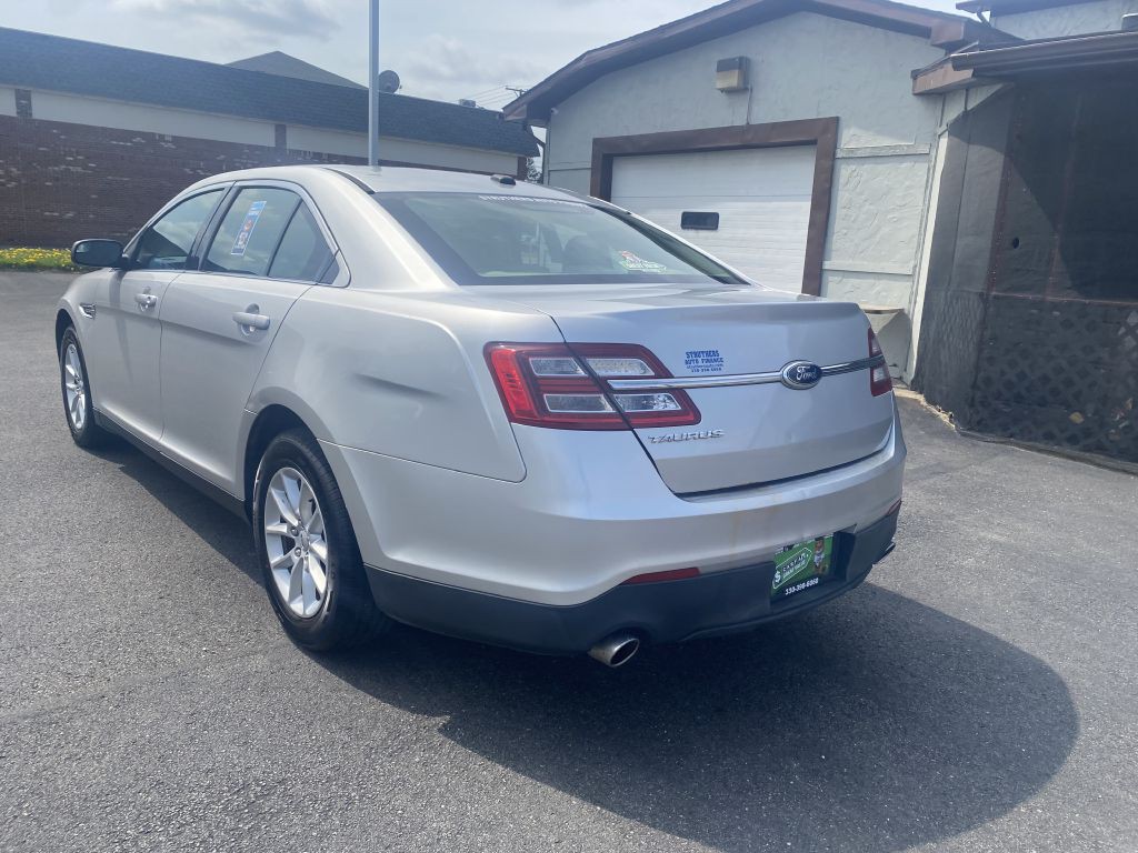 2013 Ford Taurus Image 7