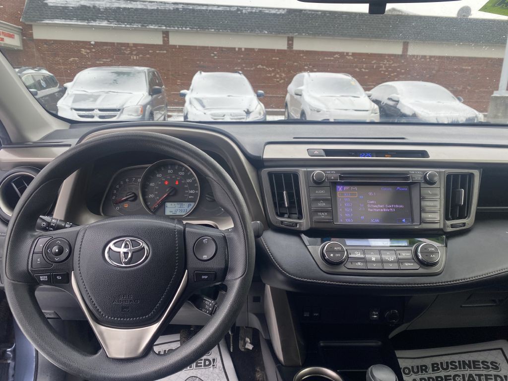 2013 Toyota Rav4 Image 10
