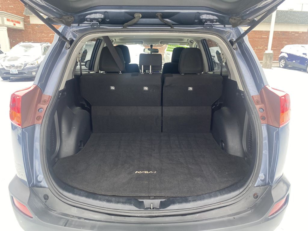 2013 Toyota Rav4 Image 16