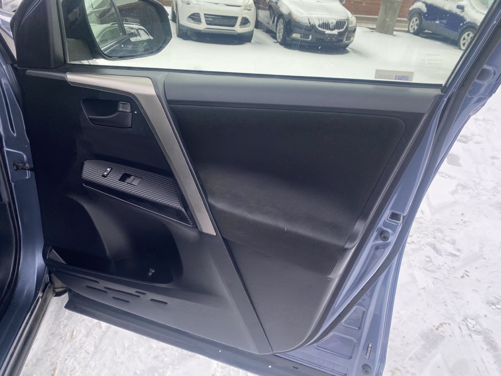 2013 Toyota Rav4 Image 23