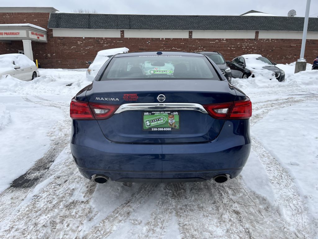 2016 Nissan Maxima Image 6