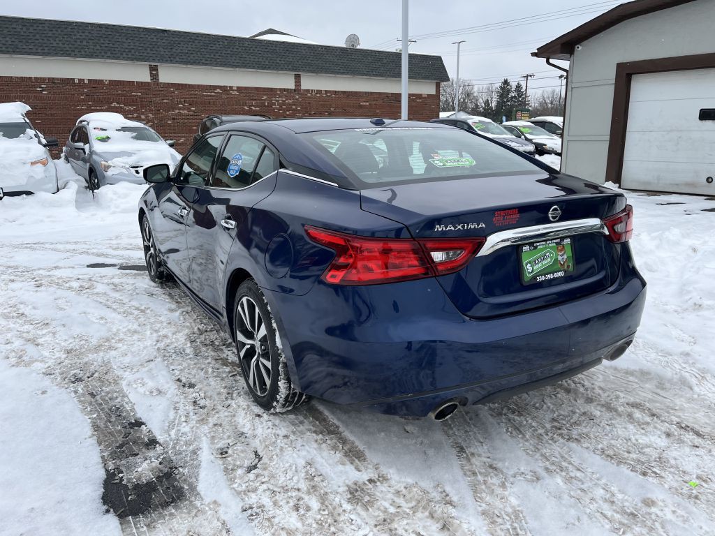 2016 Nissan Maxima Image 7