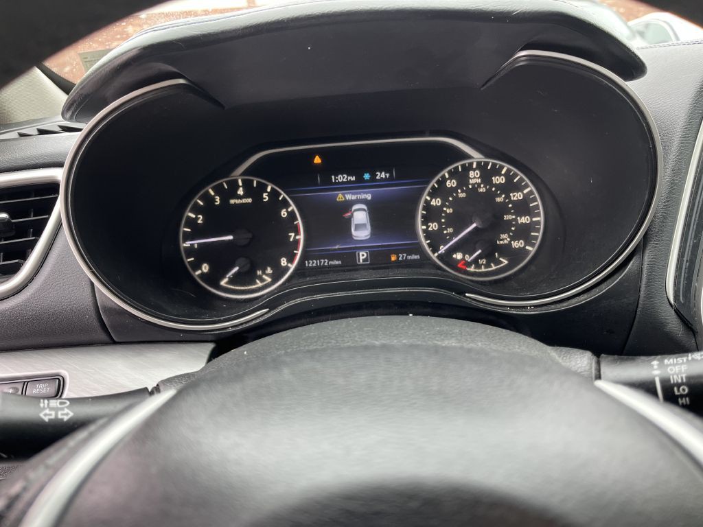 2016 Nissan Maxima Image 12