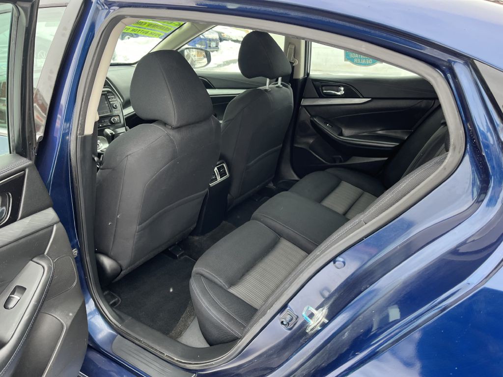 2016 Nissan Maxima Image 15