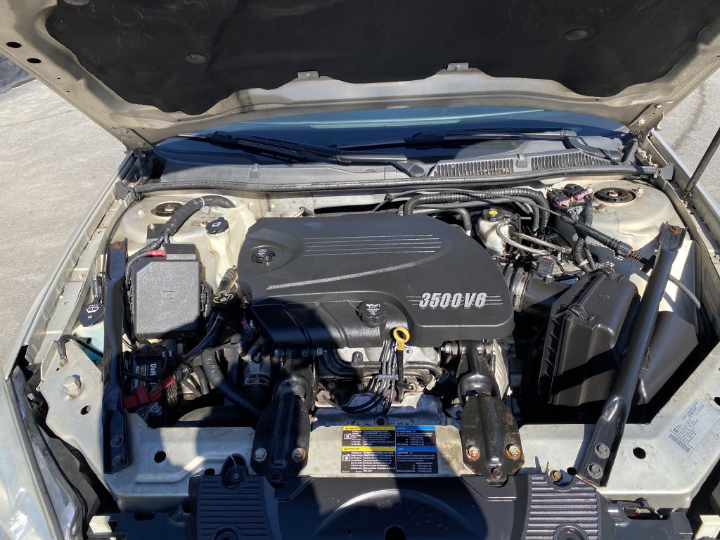 2010 Chevrolet Impala Image 23
