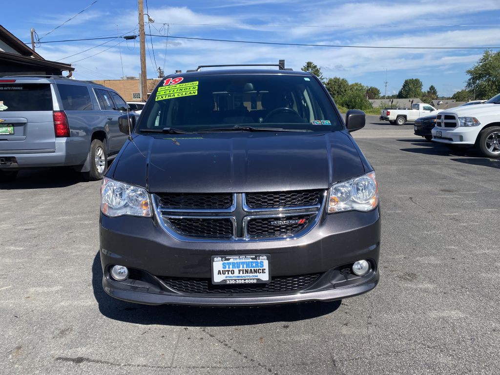 2019 Dodge Grand Caravan Image 2
