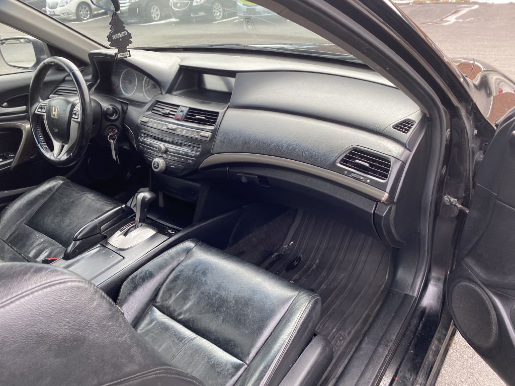 2012 Honda Accord Image 16