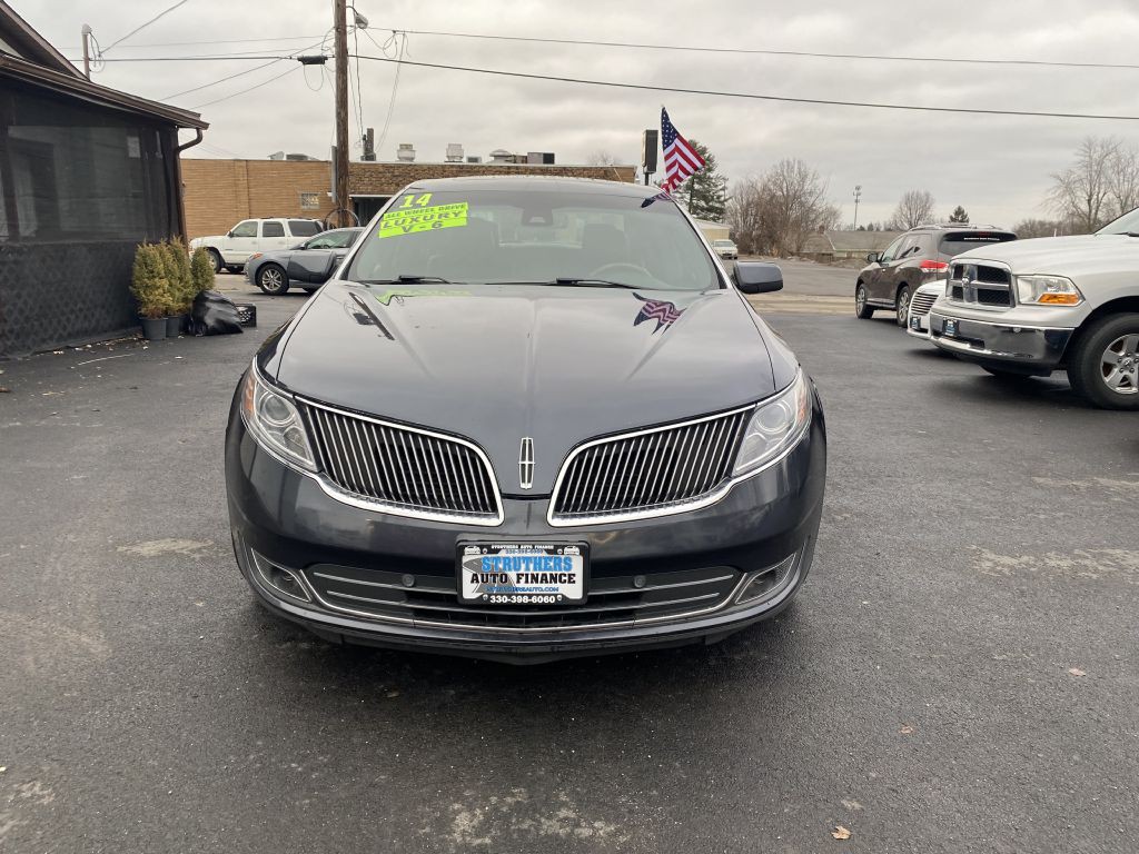 2014 Lincoln MKS Image 2