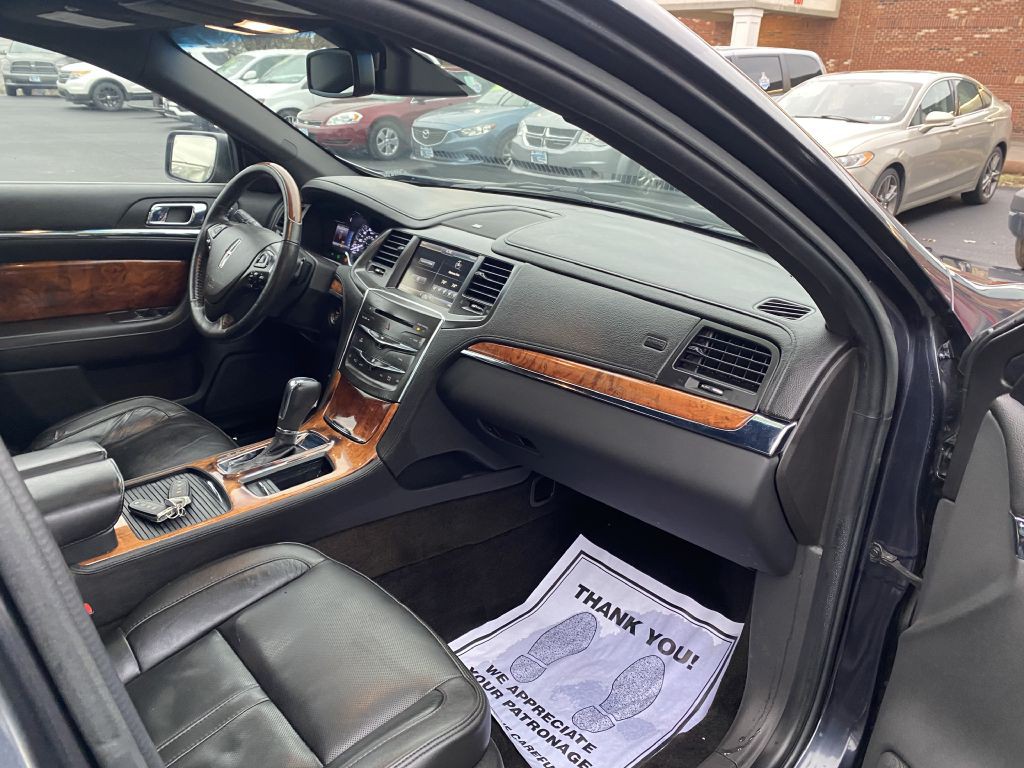 2014 Lincoln MKS Image 16