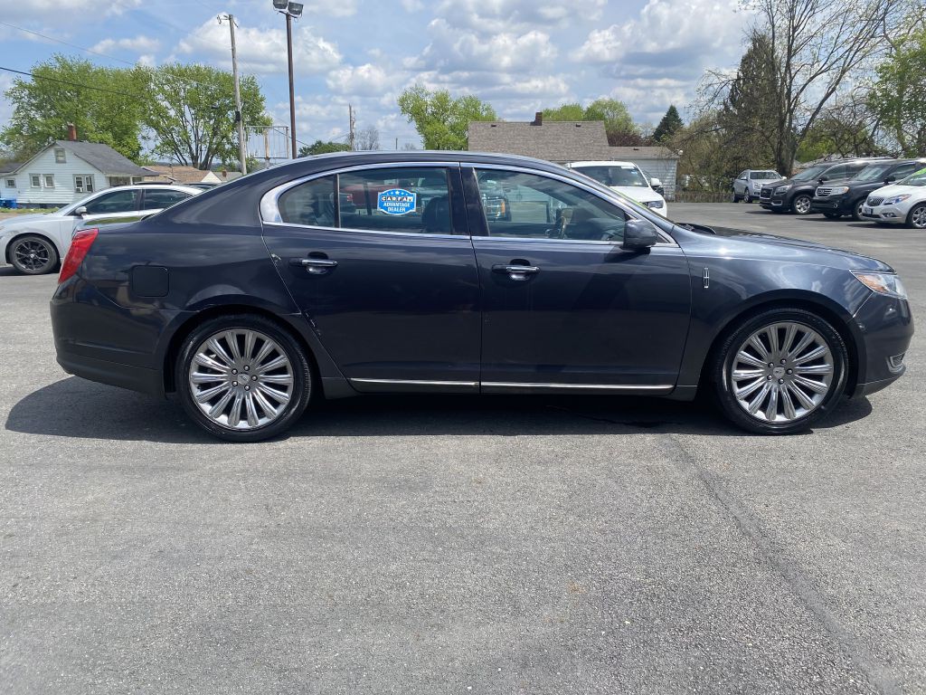 2014 Lincoln MKS Image 4