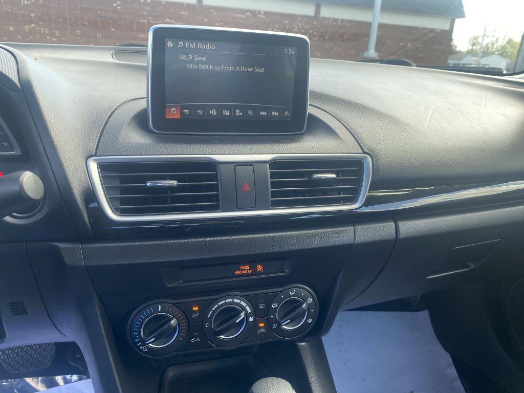 2016 Mazda Mazda3 Image 13