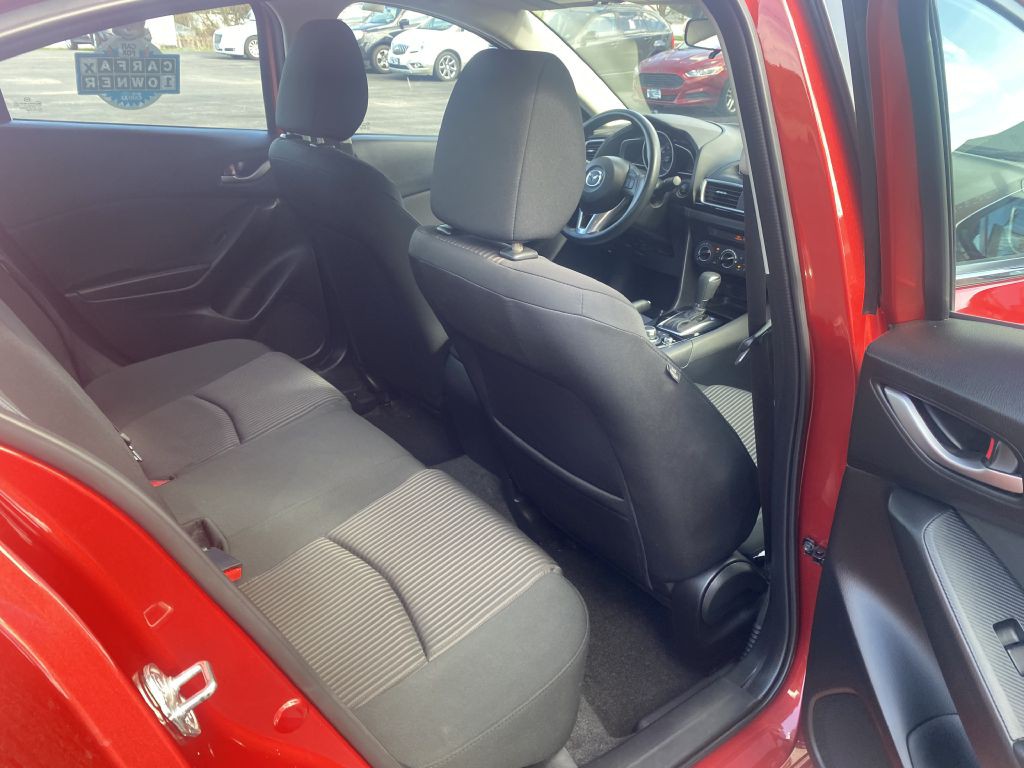 2016 Mazda Mazda3 Image 16
