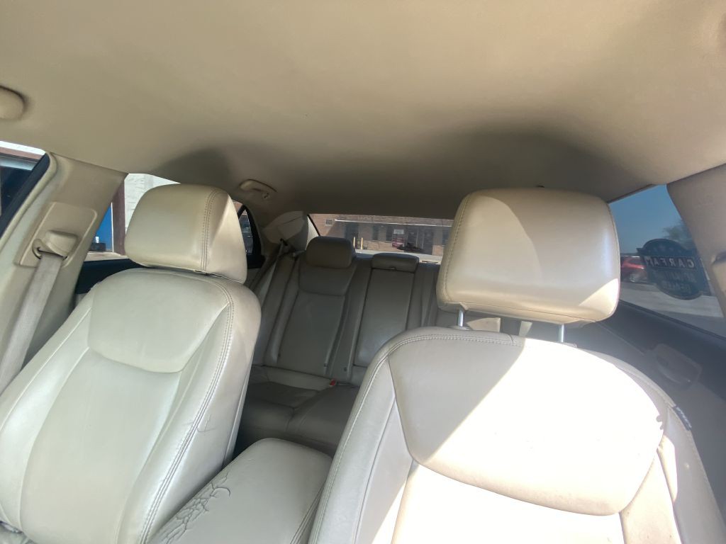 2013 Chrysler 300 Image 18