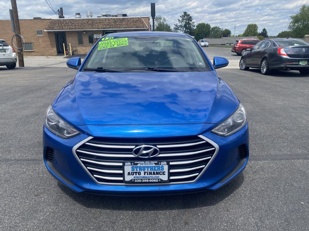 2018 Hyundai Elantra Image 2