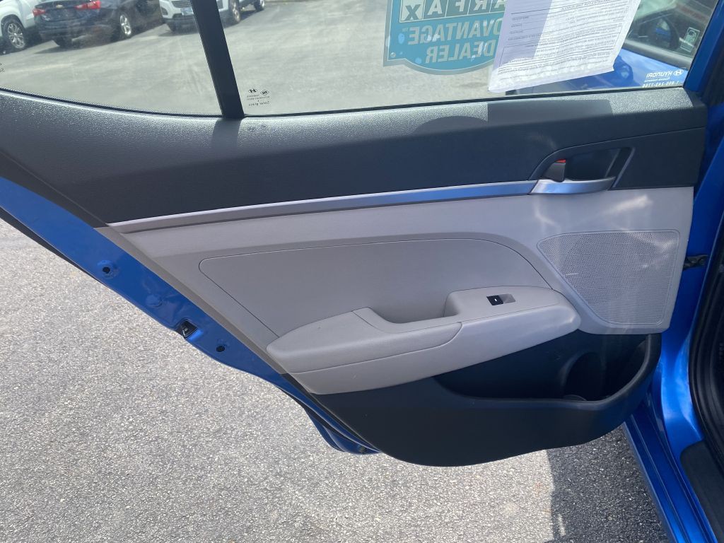 2018 Hyundai Elantra Image 20