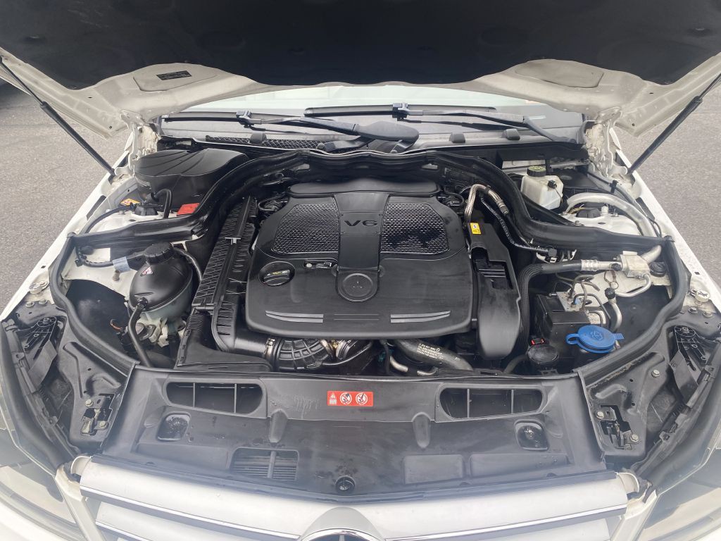 2013 Mercedes-Benz C-Class Image 23