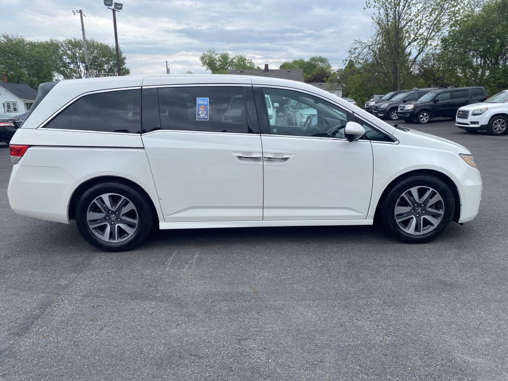 2016 Honda Odyssey Image 4