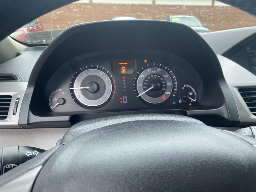 2016 Honda Odyssey Image 12